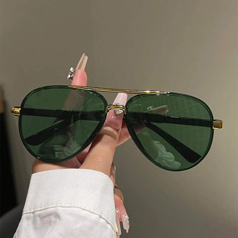 KAMMPT Vintage Pilot Sunglasses Men Fashion Classic Outdoor Casual Shades Women New Trendy Luxury Brand Design Decor Sun Glasses