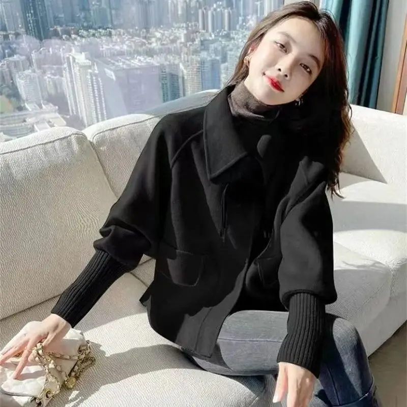 Woolen Coat Women 2023 Autumn and Winter New Korean Version Fashion Loose Versatile Short Woolen Coat Trend Solid Color Commuter