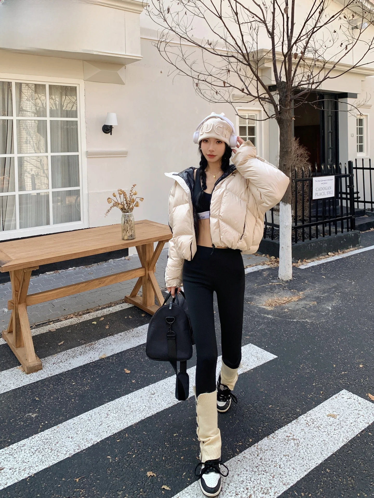 

High Waist Thiened Fce Yoga Pants Women's Butt Lifting Trousers Casual Tight Fit Boting Trousers for Winter