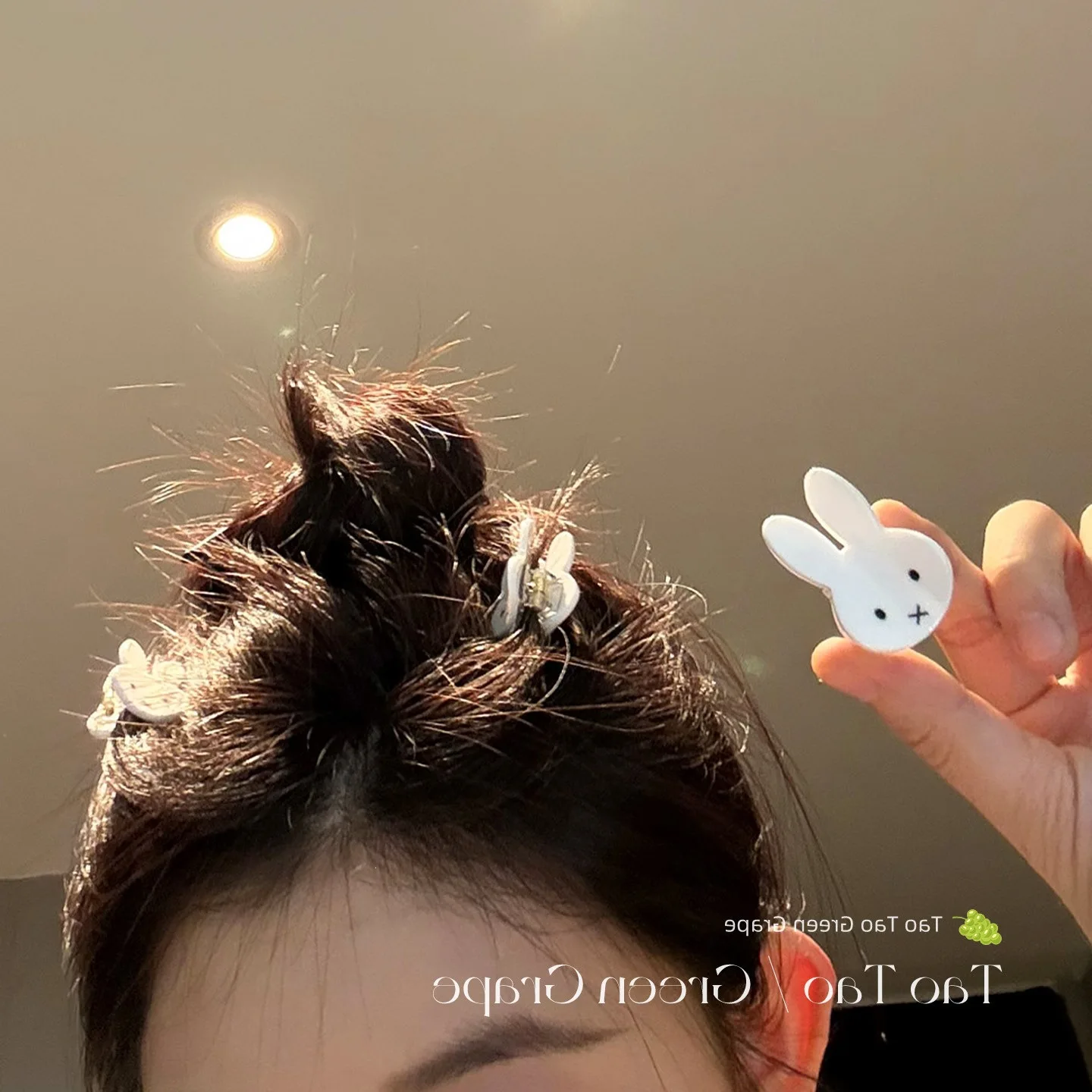 Cute Cartoon White Miffy Rabbit Hair Claw Clip Small Elegant Princess Side Clip Forehead Bangs Hair Clip for Women Kawaii view 2