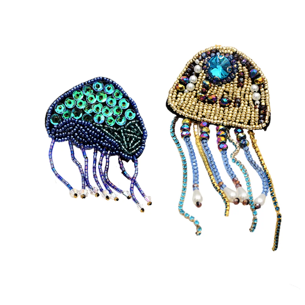 Einteiliger handgefertigter Perlen-Quallen-Aufnäher mit Strass-Perlen-Fransen – DIY-Aufnäher-Applikation für Kleidung, Taschen, Accessoires