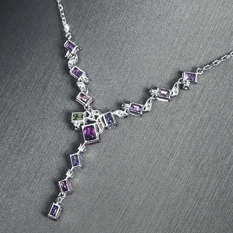 Colliers géométriques couleur argent pour femmes, incrustation de pierre de Zircon rose violet brillant, bijoux à la mode, cadeau de soirée, nouvelle collection