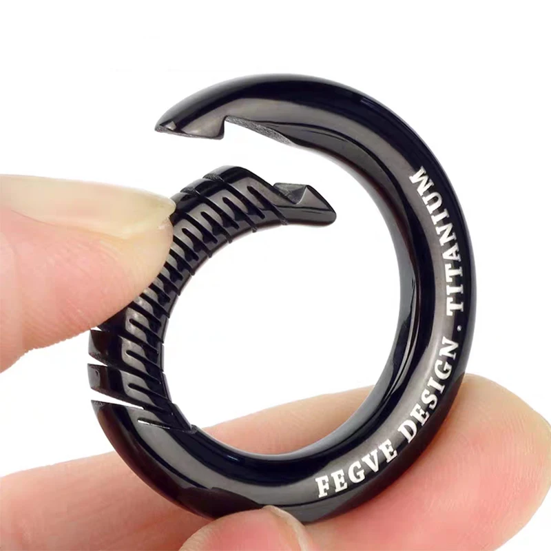 BestGift For Men! Black Titanium Alloy Car Keychain-360° Rotation, Belt-Hook Design, Luxury Key Ring Set (EDC Essential)