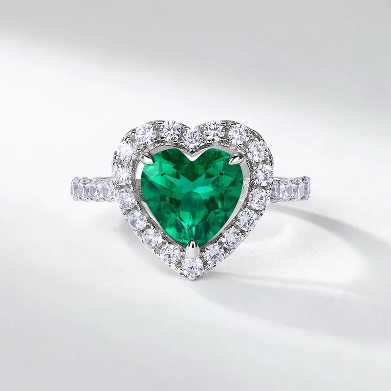 Light Luxury Love Nurturing Emerald Ring for Women 18K Gold Set with Nurturing Colored Baby Stones PT950 Platinum Ring