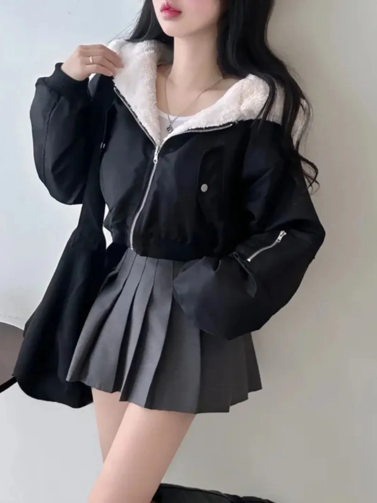 

Korean Style Winter Jacket Women's Double-Sided Wear Short Loose All-Match Thickened Fluffy Long Sleeve Hooded Cotton Trendy