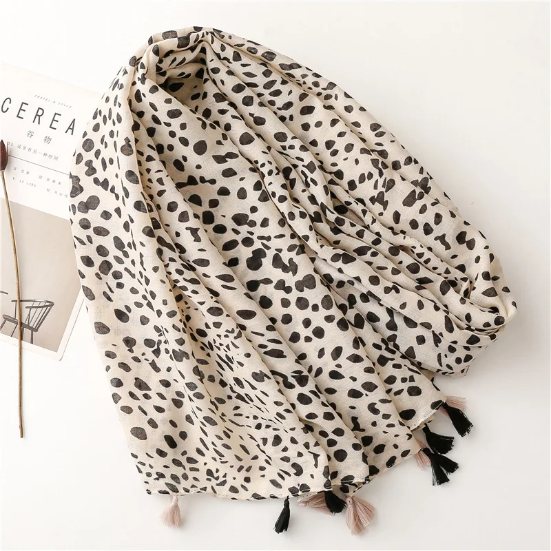 Fashion Winter Leopard Stone Tassel Viscose Shawl Scarf Lady High Quality Print Soft Warm Pashmina Hijabs and Wraps Muslim Sjaal