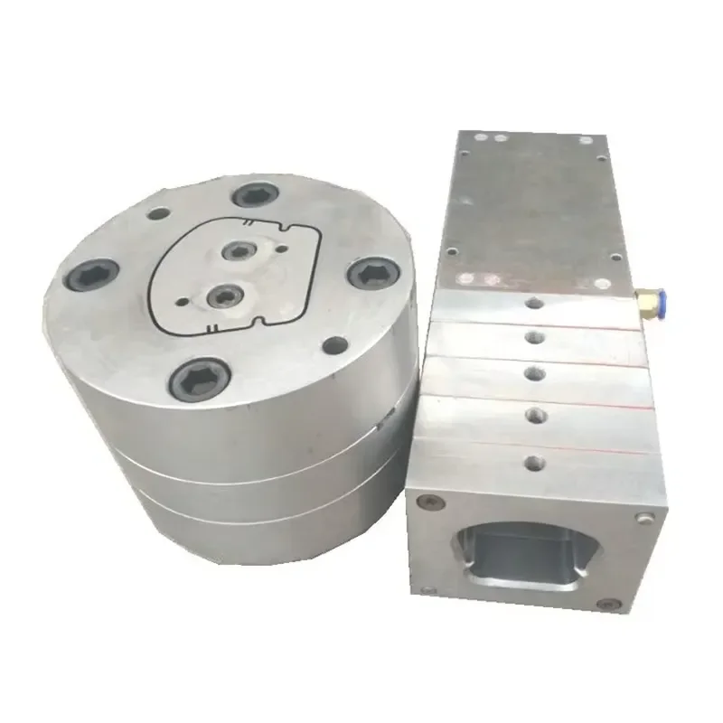 China Manufacturer Custom Mold Stamping Die Extrusion Blow Molding Machine LEZ Brand S136H Material Wear Resistant
