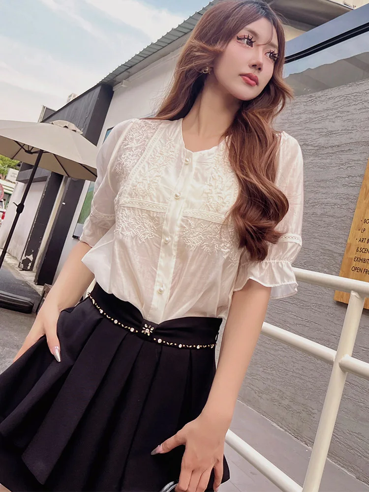 Dabuwawa Embroidered Shirt Women's 2023 Summer New Loose Blouses Bow Rivet Casual Office Lady Top DM1BST057