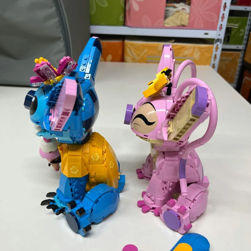 Thumbnail 4 - #21 Cheapest Large Plastic Blocks Deals You Can Get