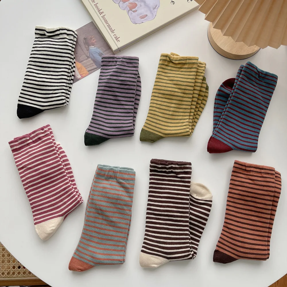 1 Pair Retro Striped Socks Contrasting Medium Tube Socks Spring and Autumn Cotton Stockings