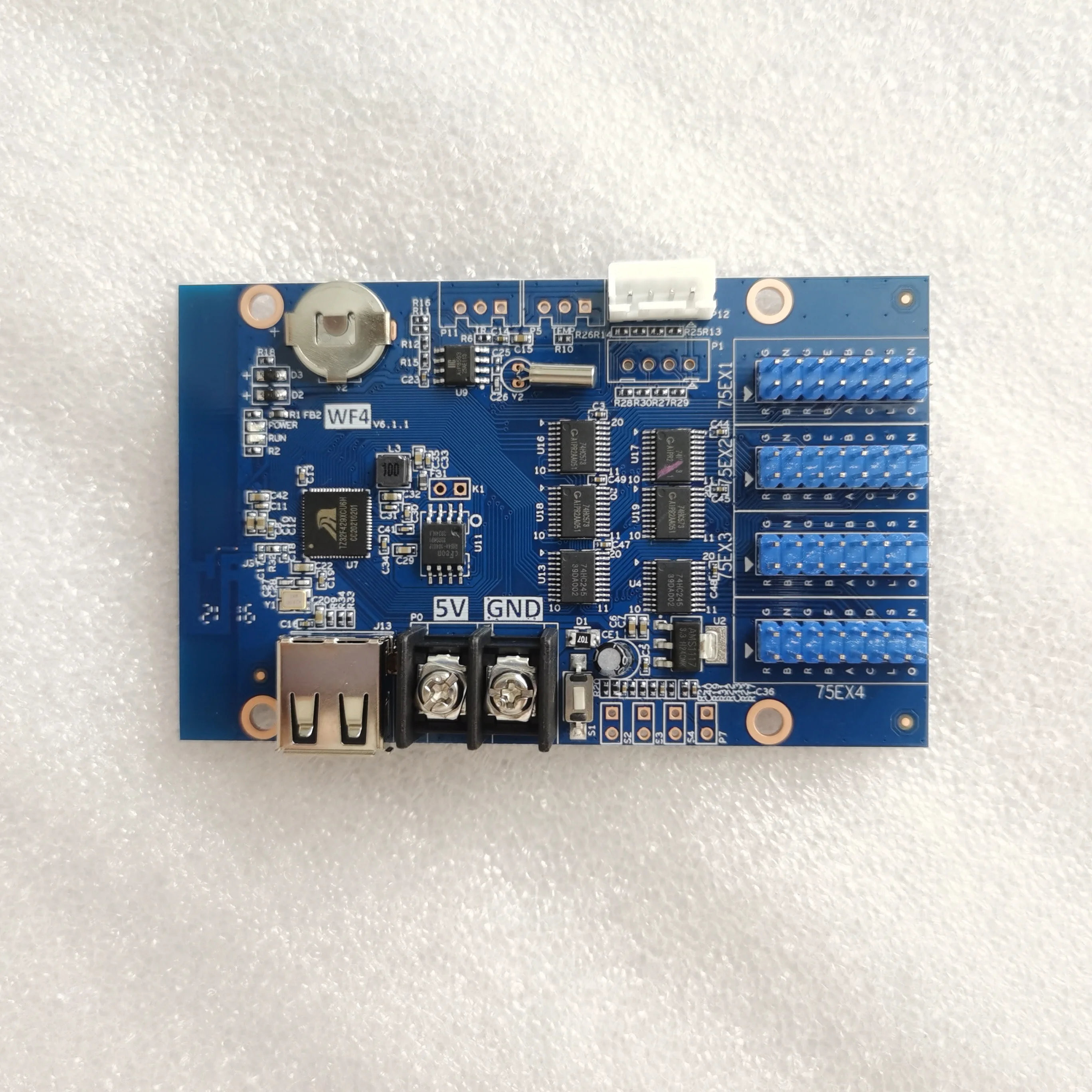 

384 Вт * 256 ч пикселей HUB75 Интерфейсная панель контроллера CardHD-WF4 RGB Семицветный небольшой светодиодный дисплей Модуль карты управления WIFI