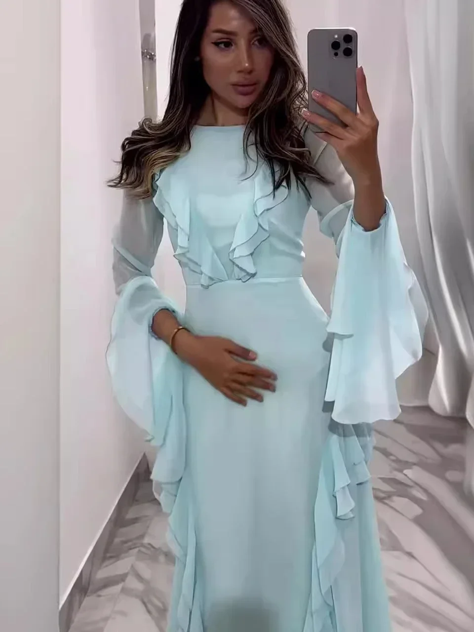 

Ид Мусульманское женское платье Абая с рюшами для вечеринки Длинные платья с узкой талией и длинным рукавом с разрезом на шее и вырезом трапециевидной формы Vestidos Largos 2026