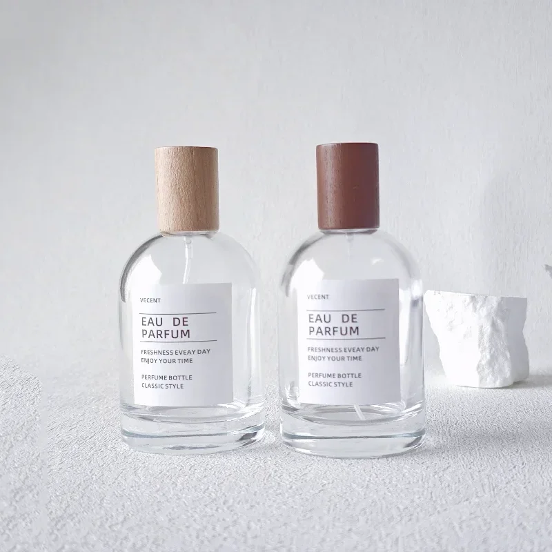 50/100 مللي زجاجات عطر زجاجية سميكة قابلة لإعادة الملء زجاجة رذاذ غطاء خشبي فارغة رذاذ خفيف زجاجات عطر محمولة للسفر