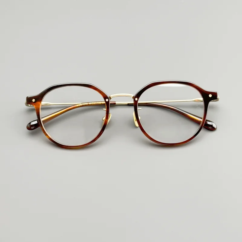 

Сверхлегкая круглая оправа для очков из чистого титана для мужчин и женщин, персонализированные оптические очки люксового бренда производит по рецепту.