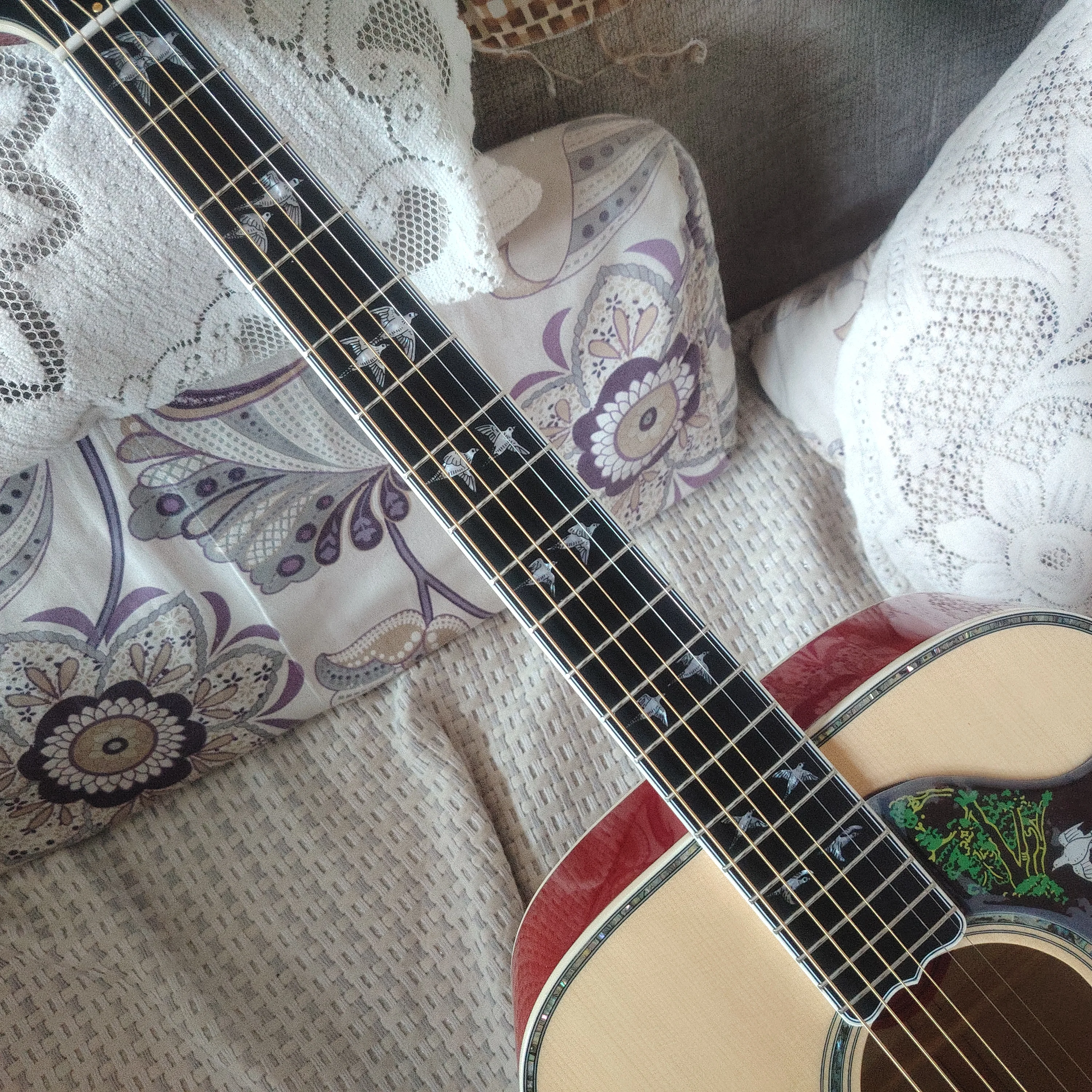 High Quality Pigeon Flock Inlaid Acoustic Folk Guitar In Stock, Flame Maple Top, Fast Delivery From Local Warehouse In The United States view 5