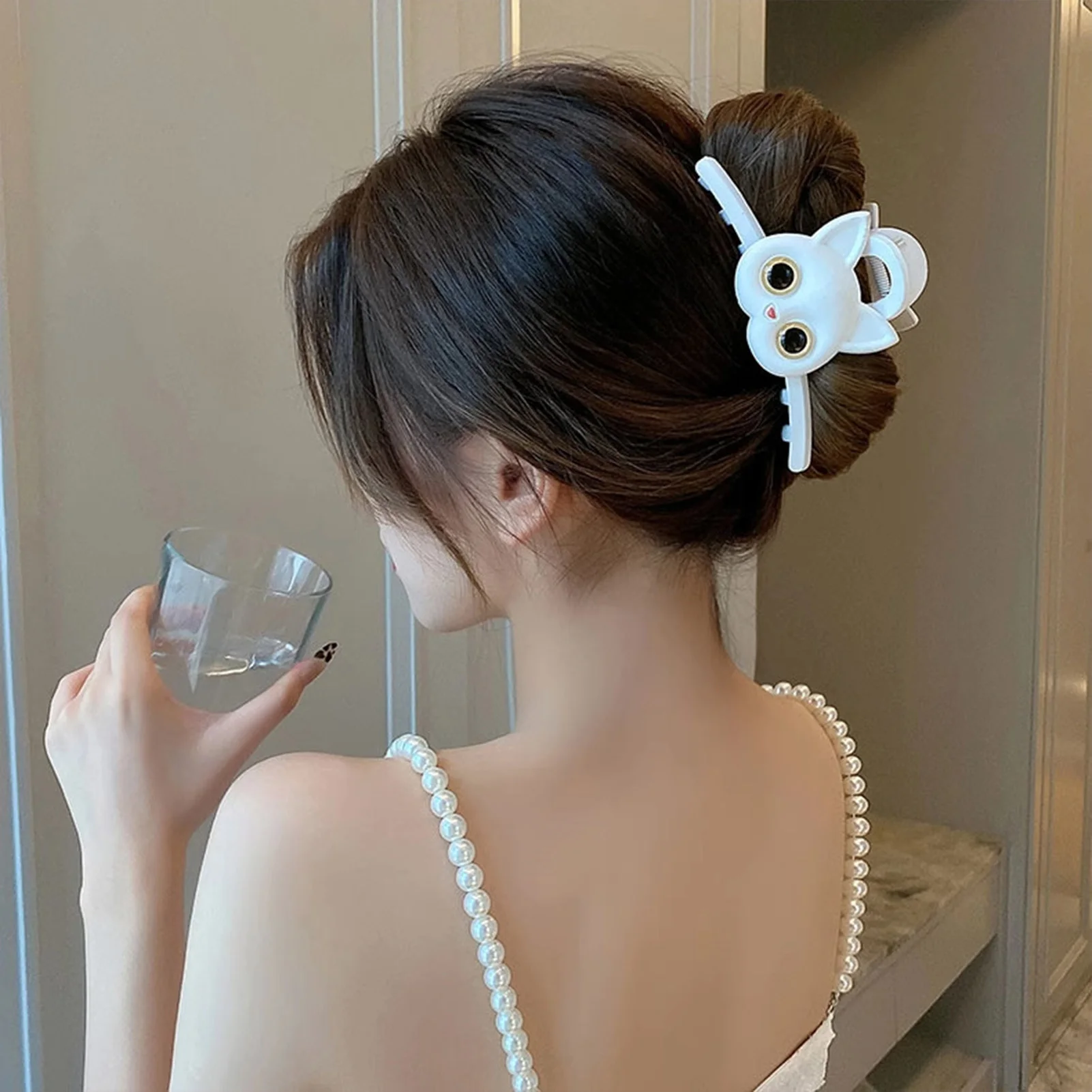 Resin Cat Design Hair Claw Clips Non-slip Large Shark Hair Clamp Barrettes for Girlfriend Wife Mother Gifts - view 2