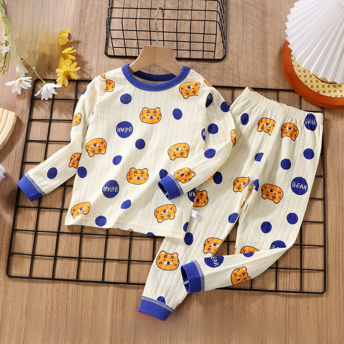 Conjunto de Roupas Infantis de Manga Longa em Aodão Puro para Meninos e Meninas, Pijamas de Dupla Camada, Estilo Casual Con...