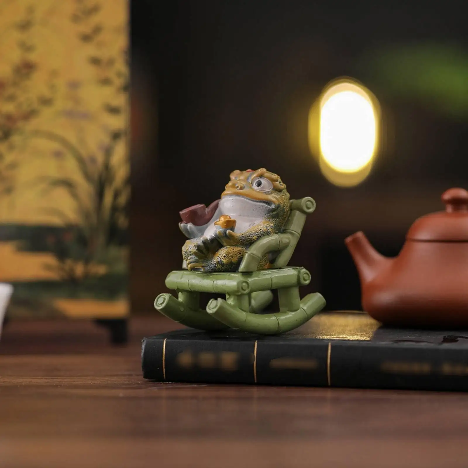 Wealth Toad Figurine Heat Reactive Resin Charm for Tea Ceremony
