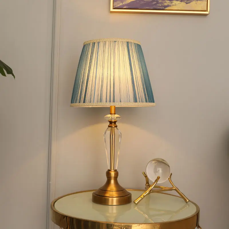 

Table lamp European luxury American retro living room crystal lamp simple modern study bedroom restaurant remote control bedside