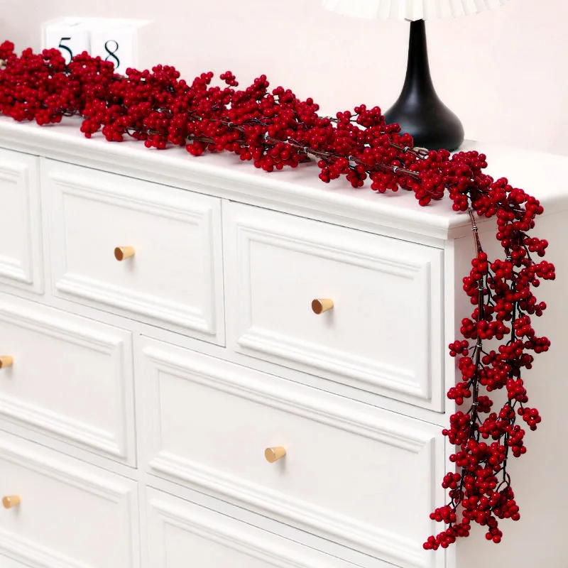 

1pc Realistic Plastic Red Berry Garland - No Maintenance Winterberry Vine Hanging Decor for Home Party Holiday Christmas Wedding