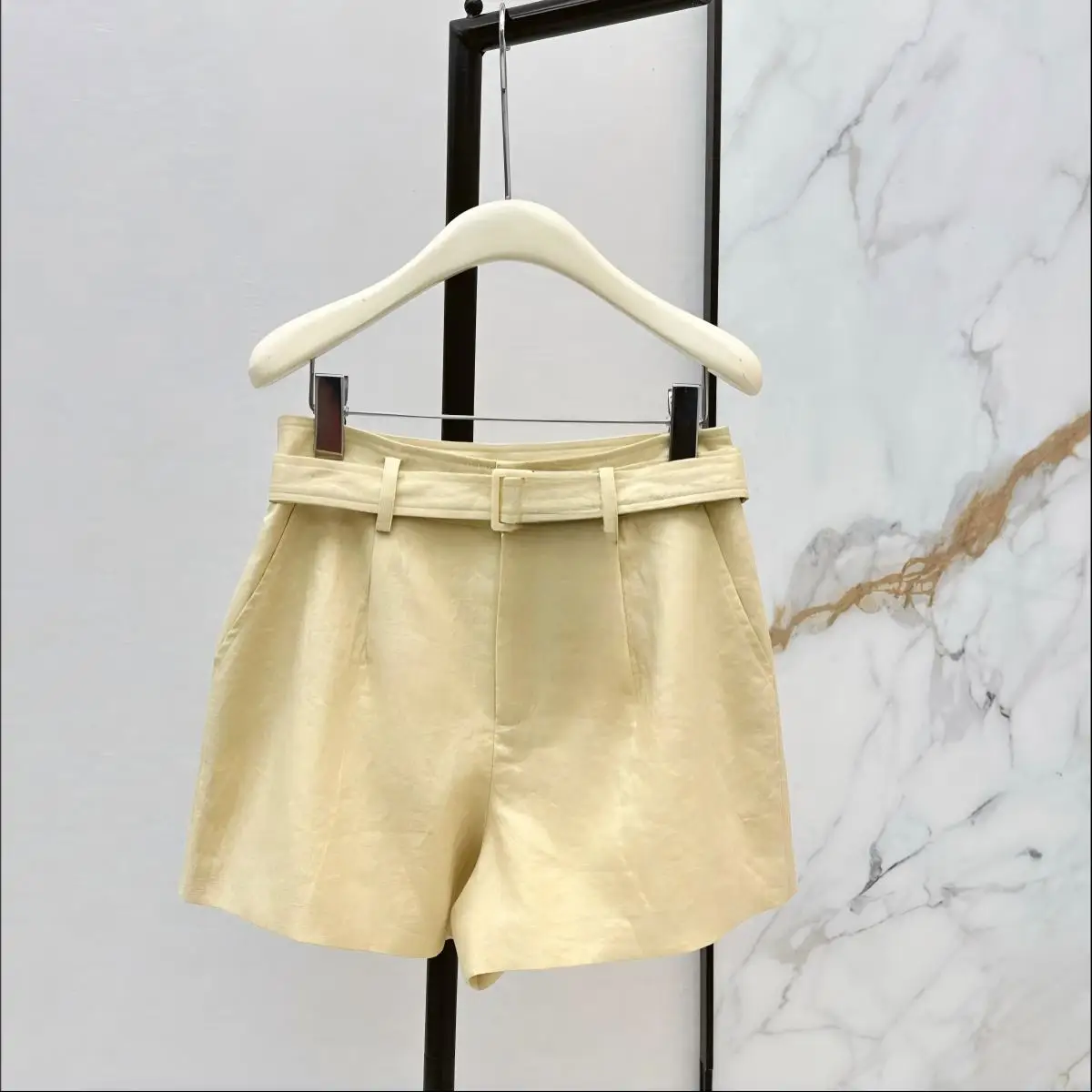 2026 High-Quality Women's Light Yellow Linen Suit Shorts--hb723