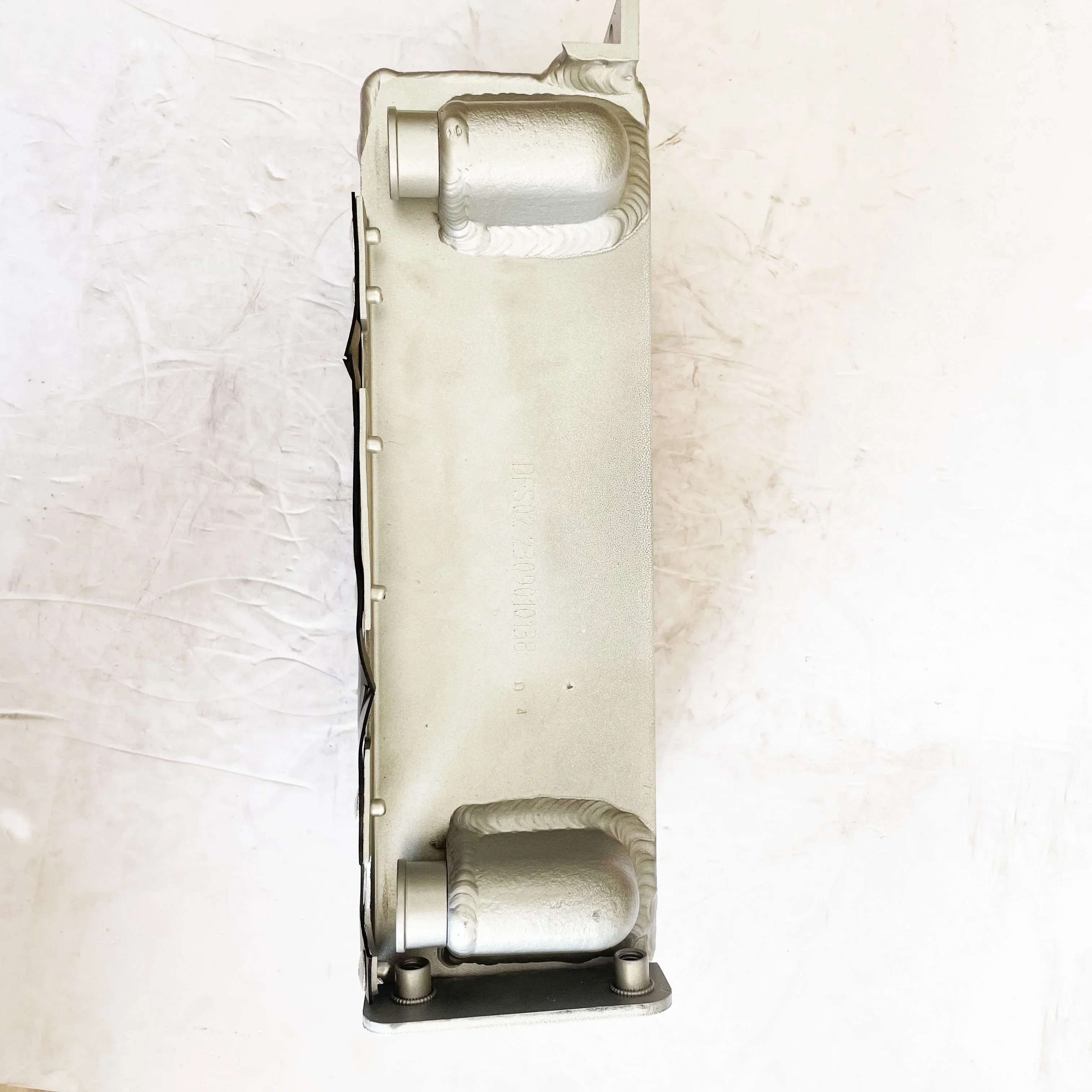 Popular Product D2011L03 F3L2011 F3L1011F Engine Oil Cooler Assy 04270828 04271712