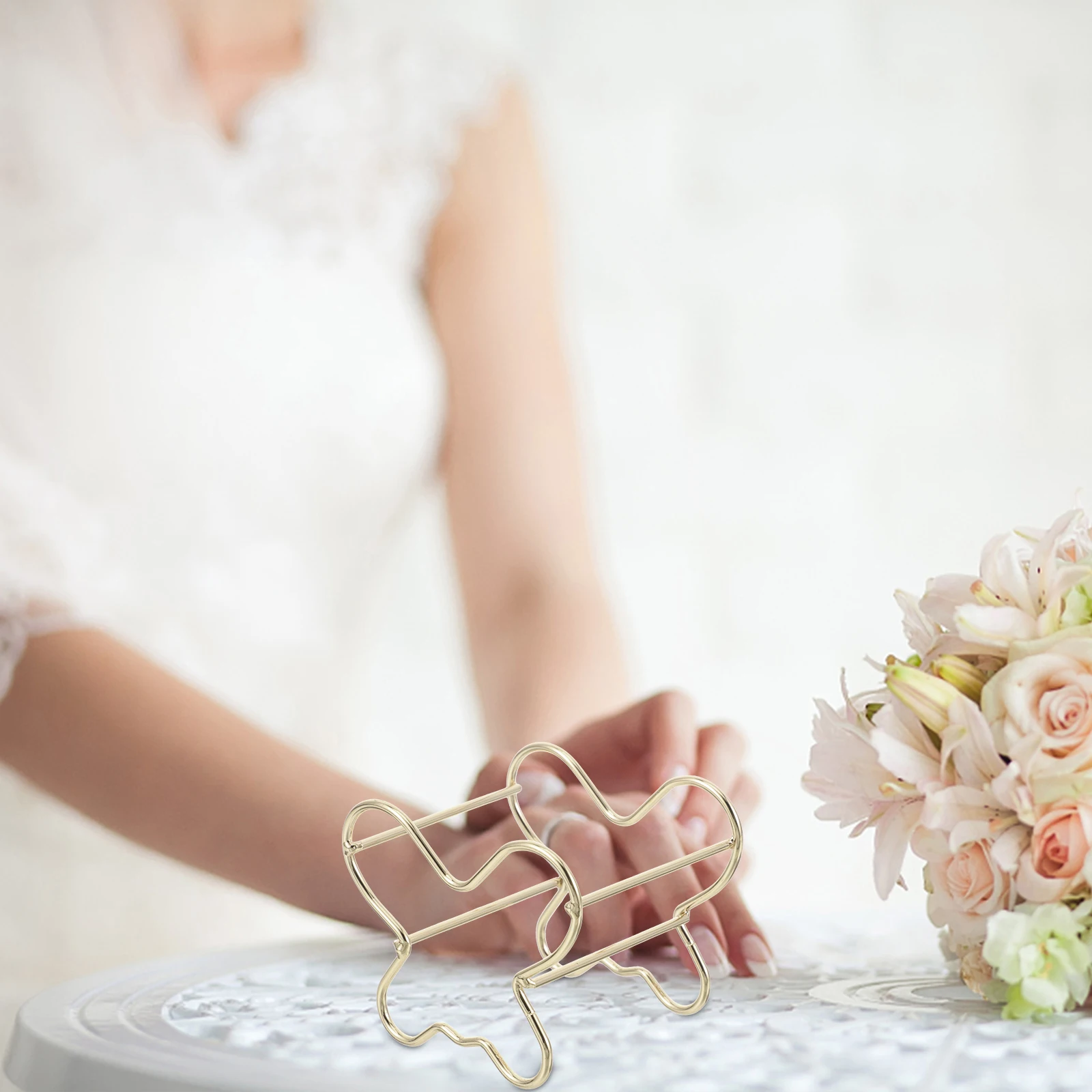 

4 Pcs Beauty Egg Drying Rack Reusable Makeup Sponge Holder Metal Butterfly Rose Gold Pink Sponge Container Practical Egg St