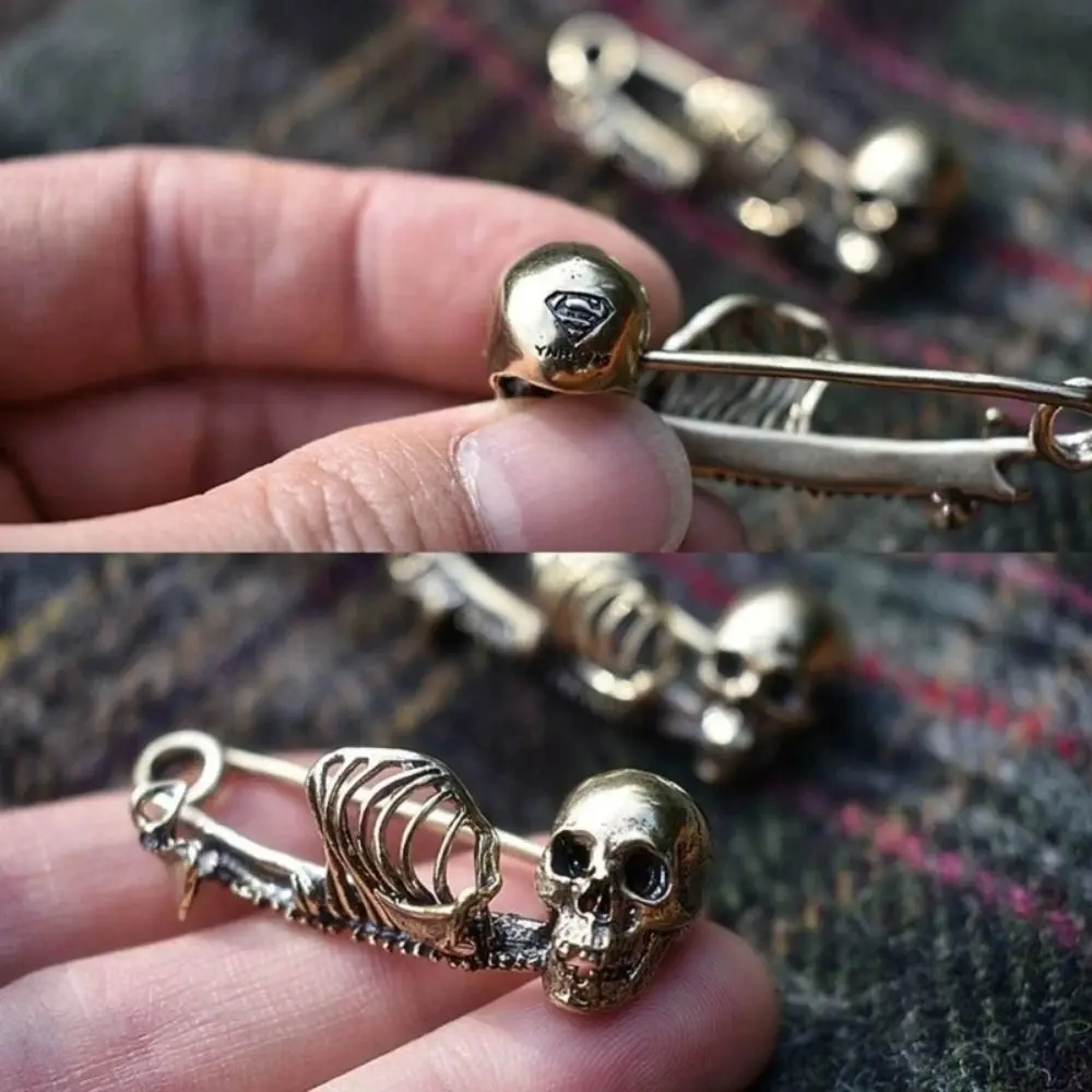Vintage Halloween Skeleton Brooch Creative Personality Retro Skull Pin Safety Punk Style Gothic Skull Badge Lapel Pin