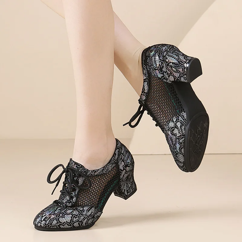 Breathable Mesh Lace Latin Dance Shoes 3.5Cm Chunky Heel Fashion Patterned Printed Lace Up Dance Shoes Women's Shoes 2026 New