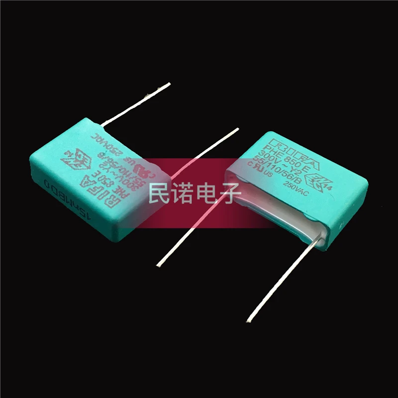 

100pcs/Safety film capacitor 300V 0.015UF 300VAC 153 15NF pin pitch 15mm