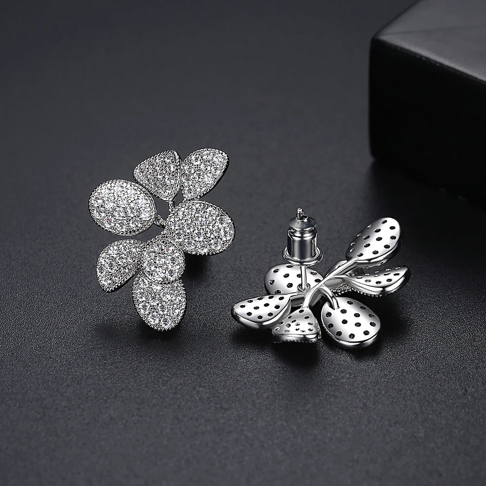 LUOTEEMI Leaf Shape Big Stud Earrings for Women Unique Flower Design CZ Earrings Luxury Bridal Wedding Jewelry Christmas Gift