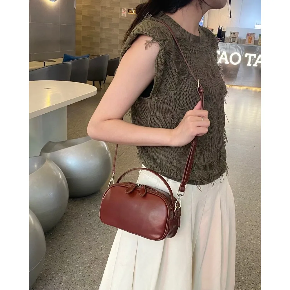 

Vintage Fashion Shoulder Crossbody Bag Double Zipper Soft Cowhide Casual Small Square Bag Simple Photo Bag