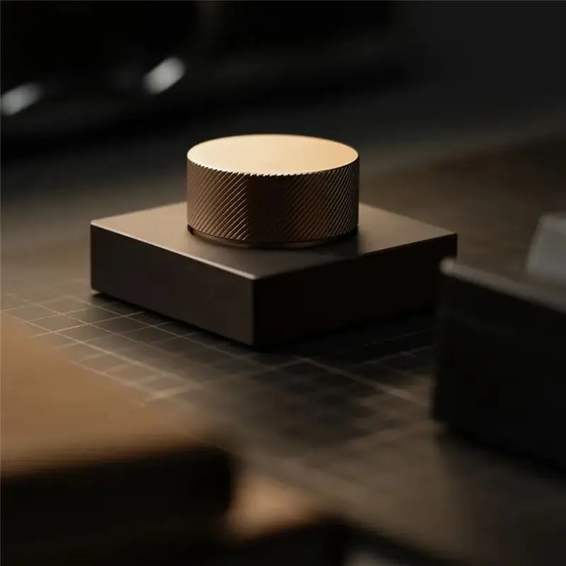 M51K-Bluetooth 2.4G Wireless Wired Tri-Mode Desktop Knob Volume Switch Control Knob Customized Aluminium Alloy Design
