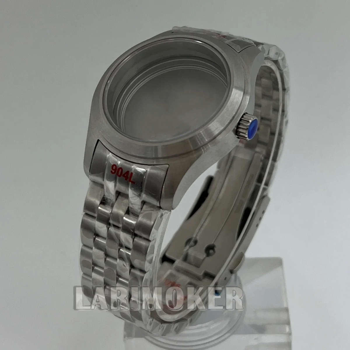 36mm 39mm シルバー ブラッシュド ケース ステンレススチール ブレスレット ドーム型サファイアガラス NH35A NH36A ETA2824 Miyota9015 ムーブメントに適しています