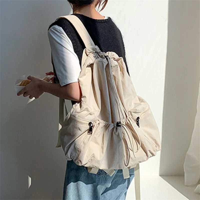 Fashion Ruched Drawsting Backpacks for Women Casual Nylon Lady Backpack Light Weight Students Bag Large Capacity Travel Sac 2024