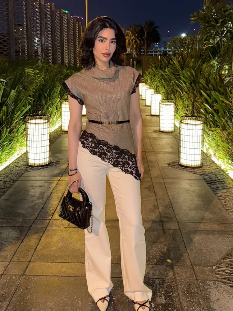 

Women Chic Lace Patchwork Plaid Shirt Casual Short Sleeve High Collar Irregular Hem Short Blouse 2026 Lady Daily Street Tops