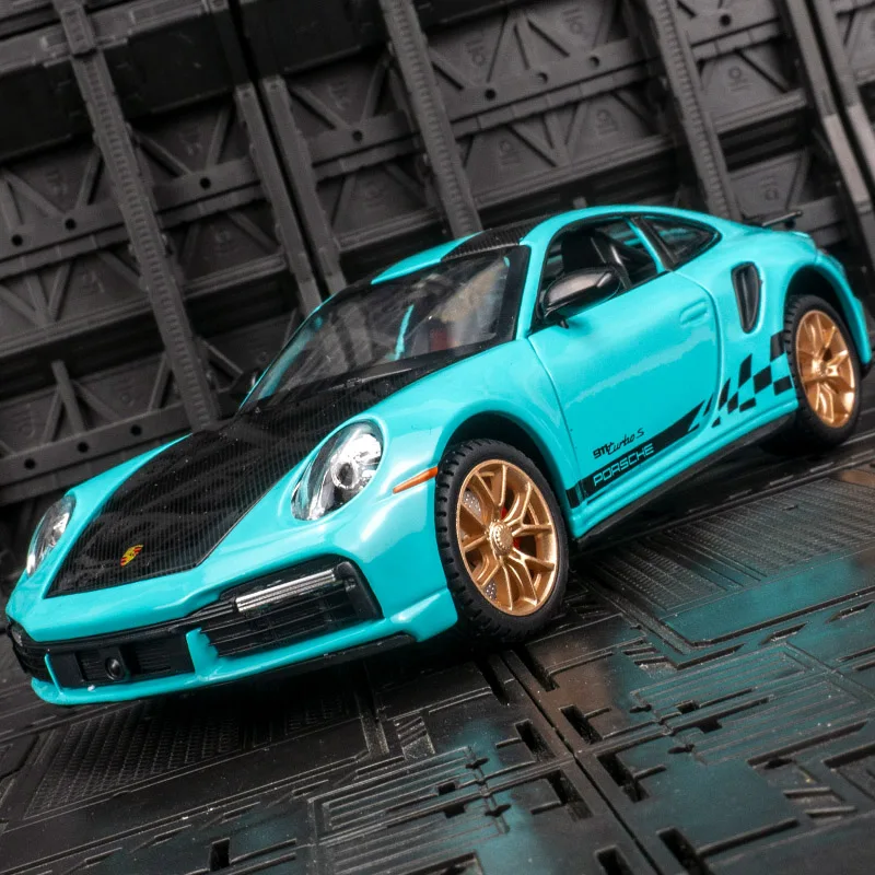 1:24 911 Turbo S alloy car model, doors can be opened, children's sound and light toys can be given as birthday gift to friends