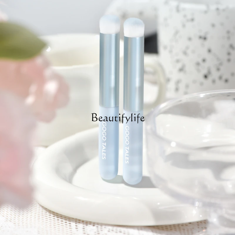 

Round Head Multifunctional Soft Hair Portable Lipstick Makeup Brush