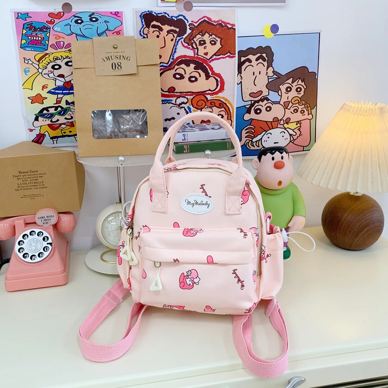 

Hello Kitty's new women's handbag crossbody bag, fashionable and high-quality nylon women's shoulder bag, backpack