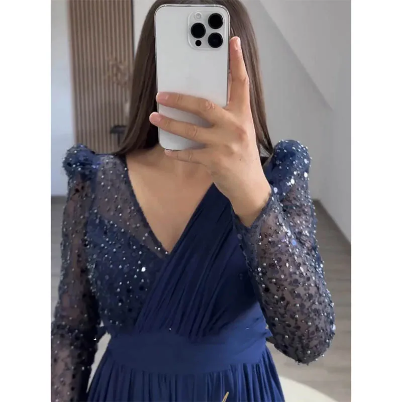 Stylish Navy Blue Evening Dresses Chiffon Glitter V-Neck Pleats Long Sleeves Prom Dresses Decal Beading Formal Party Gowns