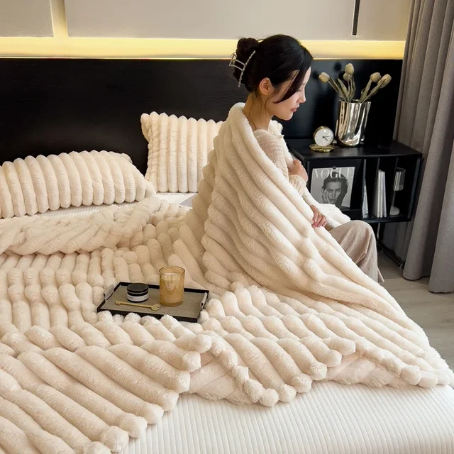 Solid Color Thickened Wide Striped Multifunctional Blanket Can Be Used As Bed Sheet Cover Blanket， Nap Blanket， Pet Blanket 2