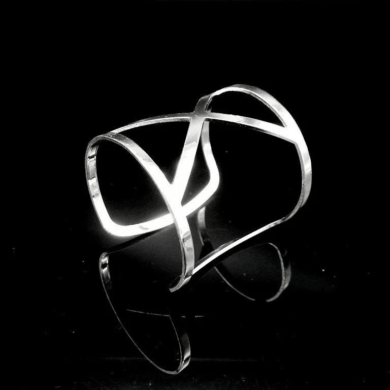 XZ7392 European and American fashion, simple and generous, figure-eight cross-opening bracelet, fashionable and refreshing brace