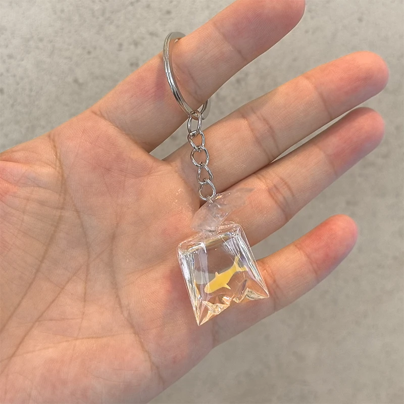 Creative Simulation Goldfish Carp Keychain Personalized Transparent Fish Keychain Pendant Exquisite Backpack Decoration Gifts
