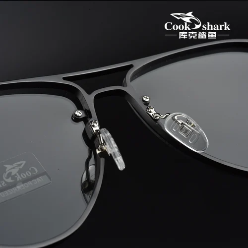 Imagen 2 del producto Gafas de sol polarizadas que cambian de color de Cook para conducir de hombres, gafas de pesca con espejo de conducción de doble propósito de día y de noche