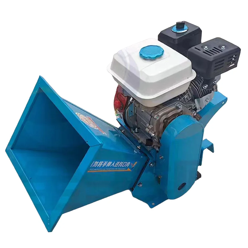 Portable vehicle-mounted electric chaff cutter/branch and straw shredder/cattle and sheep livestock gardening cutter
