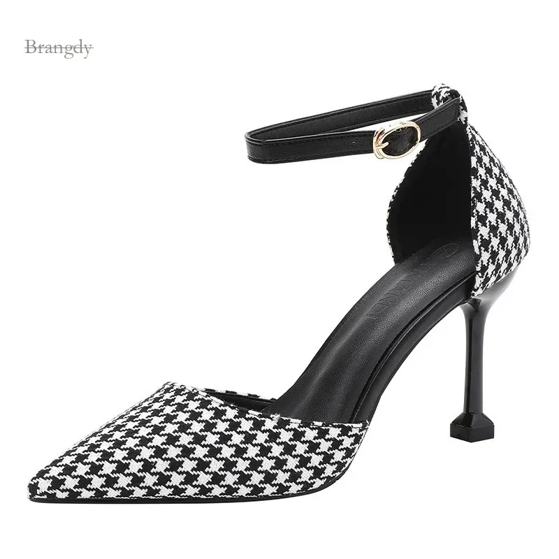 

Chic New Pointed Slim Heels High Heels Large Fat and Wide, Thousand Bird Grid One Button Women's Singles Small Size Shallow