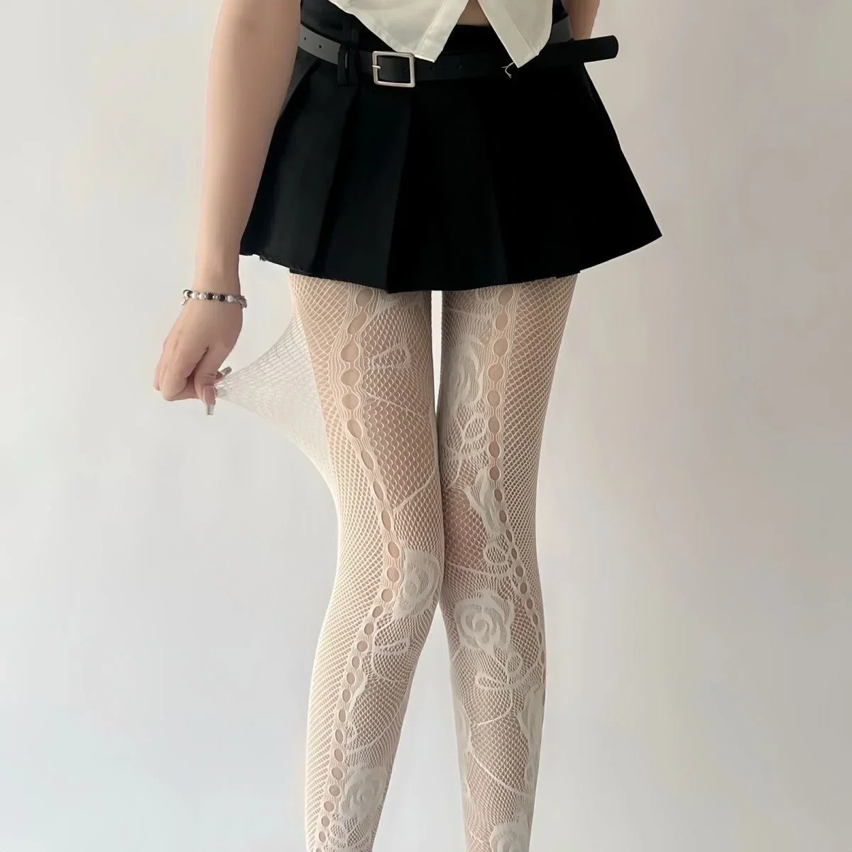 Ins Floral Jacquard Sexy Stockings Women Gothic Punk Black Fishnet Pantyhose Harajuku Lolita Irregular Rose Holes Mesh Tights