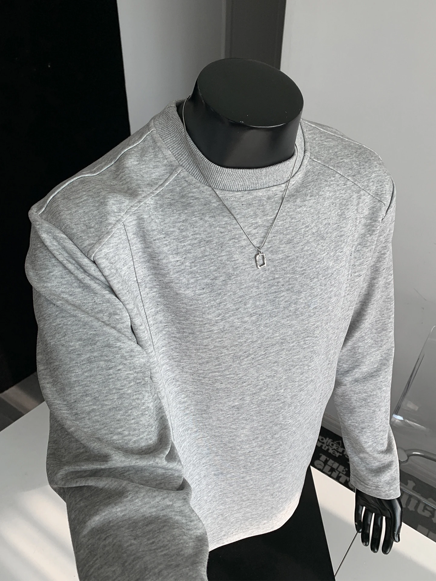 Heavyweight Deconst… - image