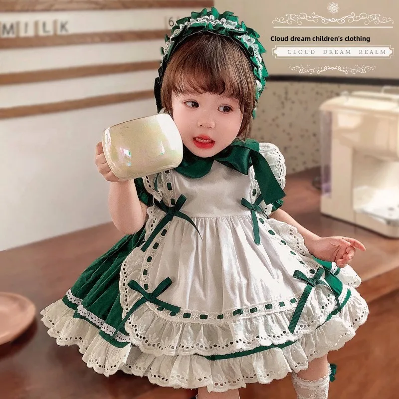 Niedliches Dienstmädchen-Kostüm für Kleinkinder im Lolita-Stil mit weißer Spitzenschürze, grünen Puffärmeln und gestuften Rüschen für Kinder-Feenkostüme – Detail 3