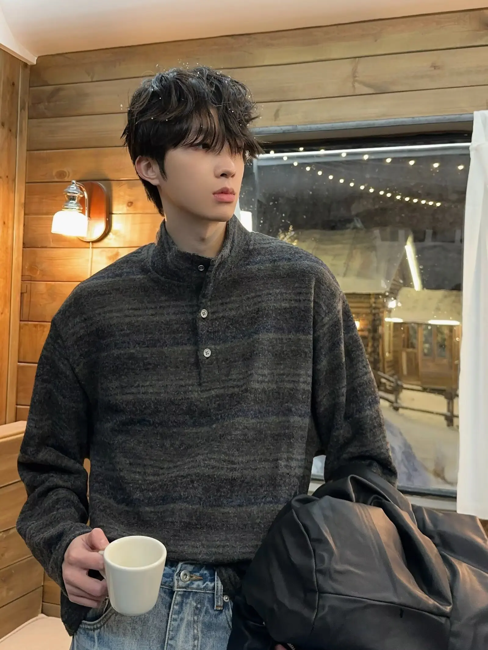 

Повседневный свободный вязаный свитер с высоким воротником, мягкий, удобный, приятный к телу, в полоску, универсальный, для отдыха, модный.